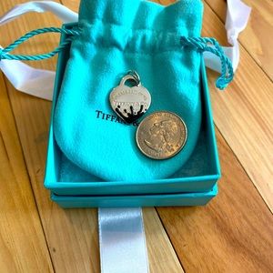Return to Tiffany black splash medium heart charm sterling silver NIB